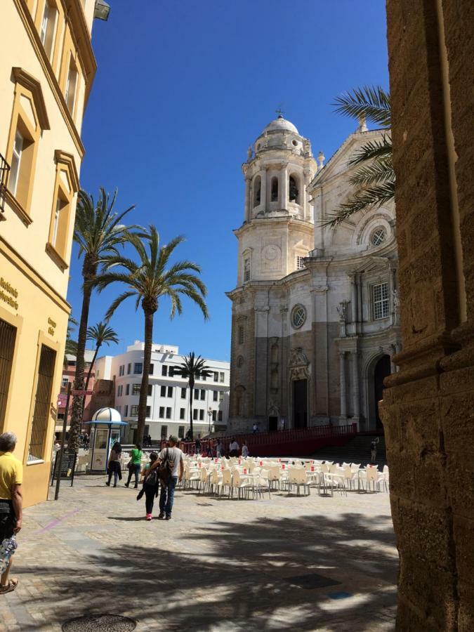 Diseno Y Confort Junto A La Catedral Кадис Экстерьер фото